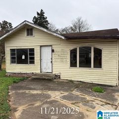 1024 SIMMONS STREET, Bessemer, AL 35020