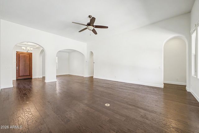 2923 E CONSTANCE Way, Phoenix, AZ 85042