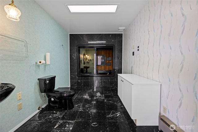 193 Robert Gray Drive SW, Ilwaco, WA 98624