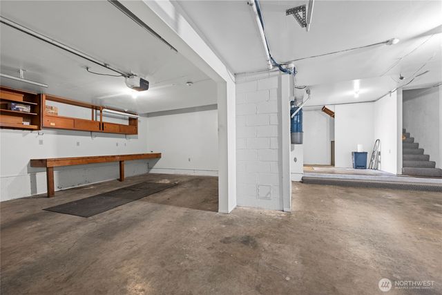 193 Robert Gray Drive SW, Ilwaco, WA 98624