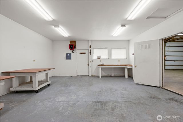 193 Robert Gray Drive SW, Ilwaco, WA 98624