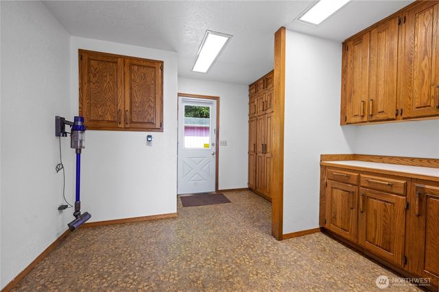 193 Robert Gray Drive SW, Ilwaco, WA 98624