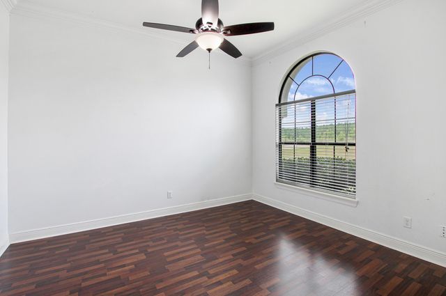 590 Hickory Ridge Rd, Leesville, LA 71446