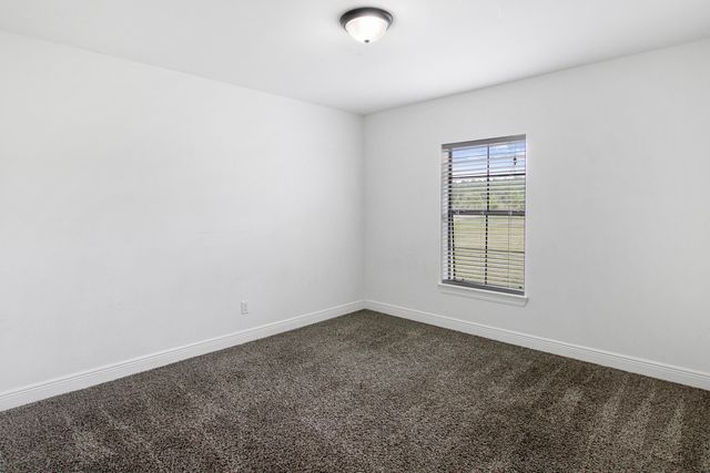 590 Hickory Ridge Rd, Leesville, LA 71446