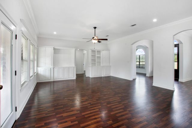 590 Hickory Ridge Rd, Leesville, LA 71446