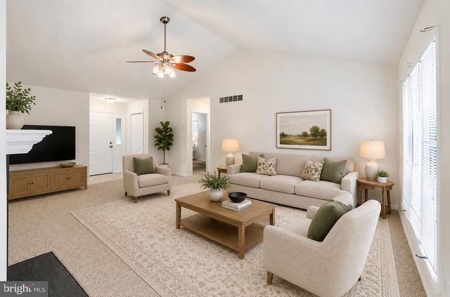 408 MASTERS DR, Cross Junction, VA 22625
