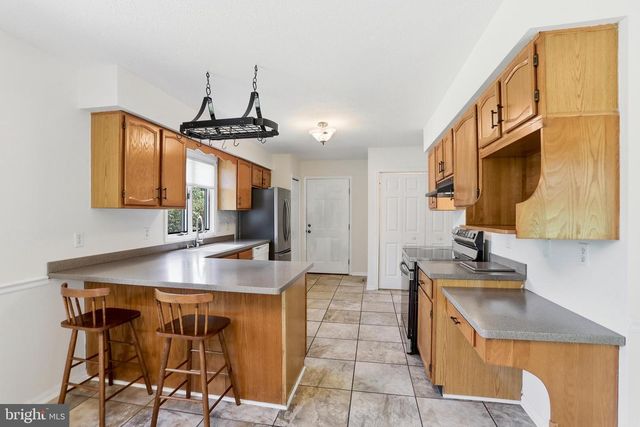 408 MASTERS DR, Cross Junction, VA 22625
