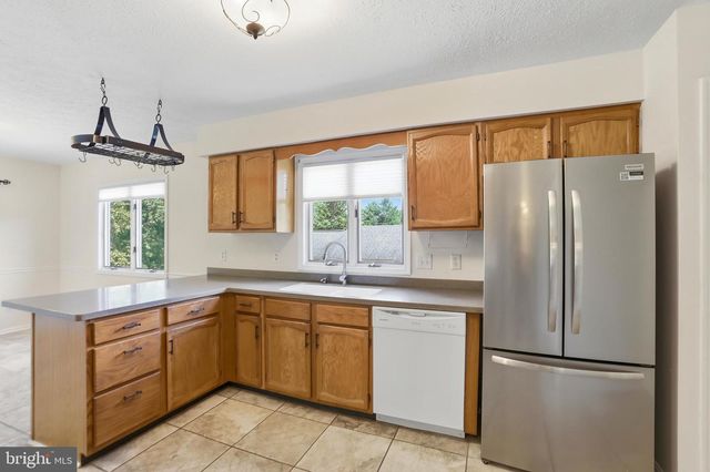 408 MASTERS DR, Cross Junction, VA 22625