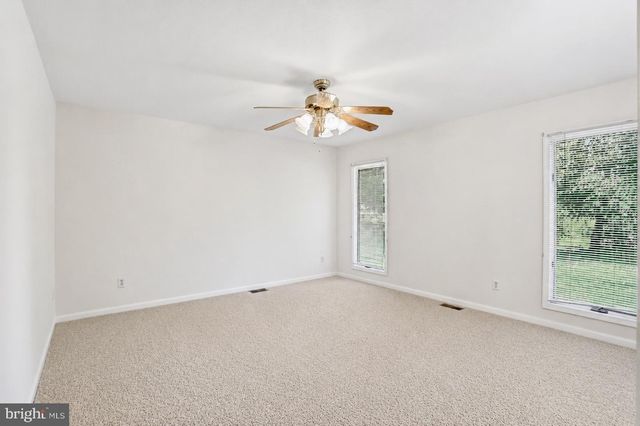 408 MASTERS DR, Cross Junction, VA 22625
