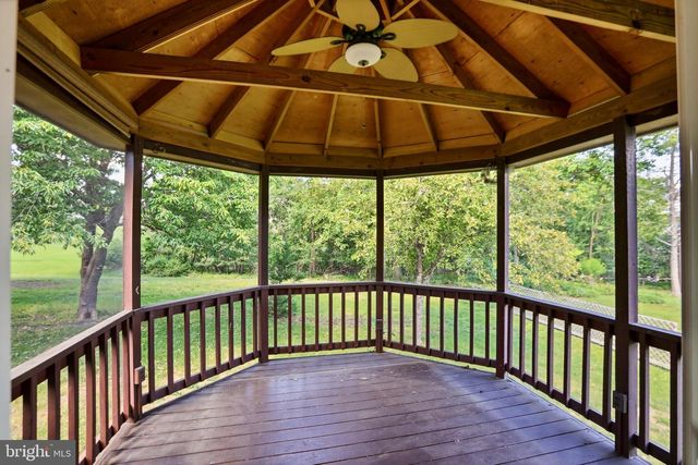 408 MASTERS DR, Cross Junction, VA 22625