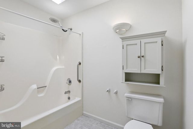 408 MASTERS DR, Cross Junction, VA 22625