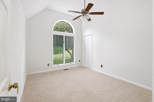 408 MASTERS DR, Cross Junction, VA 22625