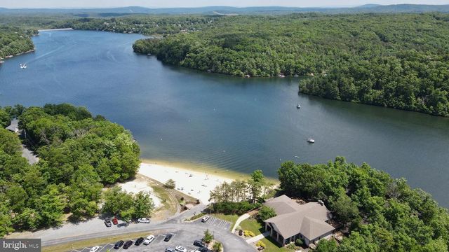 408 MASTERS DR, Cross Junction, VA 22625