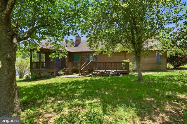 408 MASTERS DR, Cross Junction, VA 22625