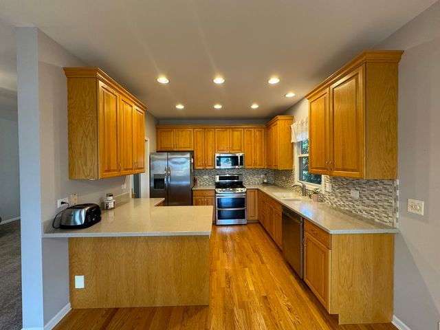 1N061 Mission Court 1N061, Winfield, IL 60190