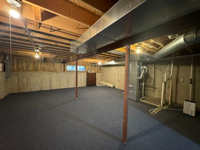 1N061 Mission Court 1N061, Winfield, IL 60190