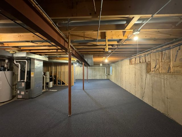 1N061 Mission Court 1N061, Winfield, IL 60190