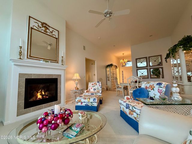 14857 Lake Winds Drive, Perrysburg, OH 43551