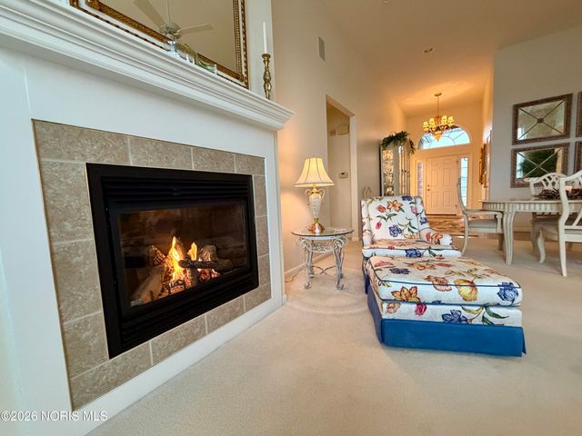 14857 Lake Winds Drive, Perrysburg, OH 43551