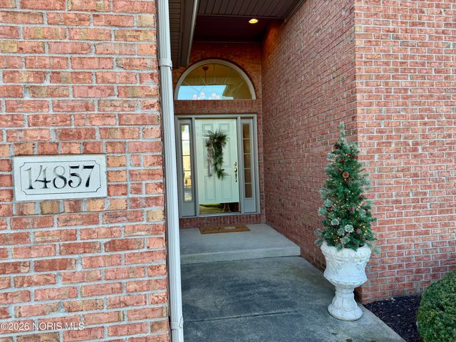 14857 Lake Winds Drive, Perrysburg, OH 43551