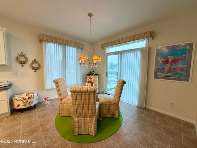 14857 Lake Winds Drive, Perrysburg, OH 43551