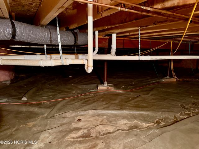 14857 Lake Winds Drive, Perrysburg, OH 43551