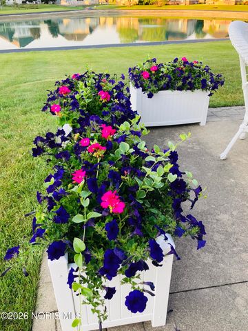 14857 Lake Winds Drive, Perrysburg, OH 43551