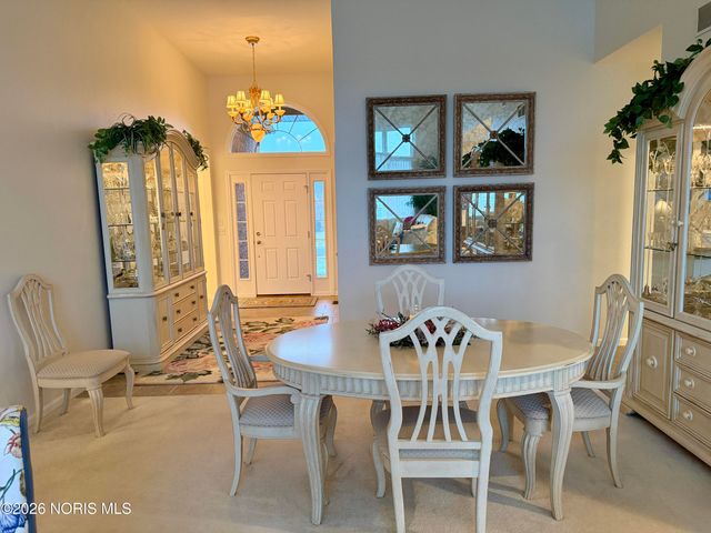 14857 Lake Winds Drive, Perrysburg, OH 43551