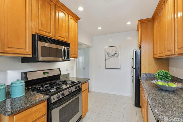 6643 California Street, San Francisco, CA 94121