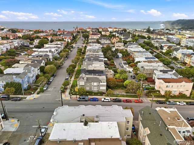 6643 California Street, San Francisco, CA 94121