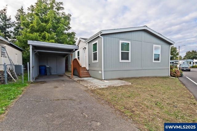 133 Broadmore Av NE 133B, Salem, OR 97301