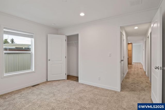 133 Broadmore Av NE 133B, Salem, OR 97301