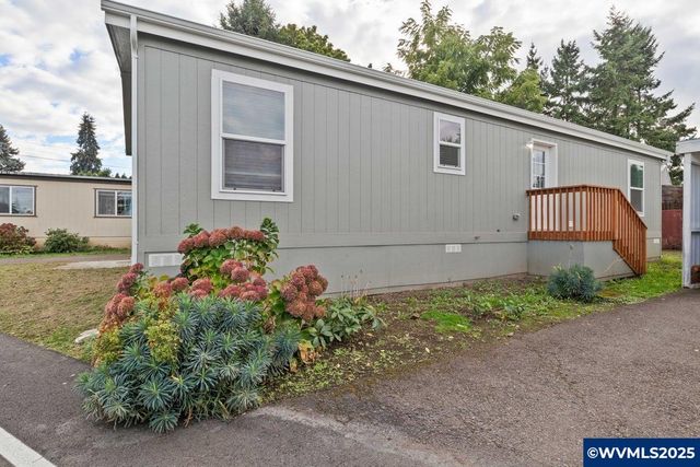 133 Broadmore Av NE 133B, Salem, OR 97301