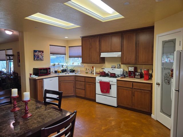 6612 Black Butte Road, Shingletown, CA 96088