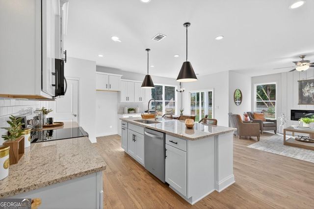 125 Windsor Park Court, Jefferson, GA 30549