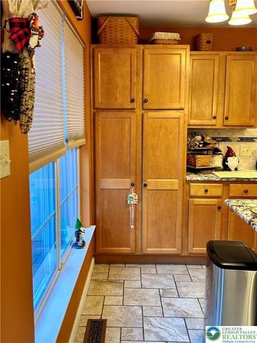 8051 Heritage Drive, Lower Macungie Twp, PA 18011