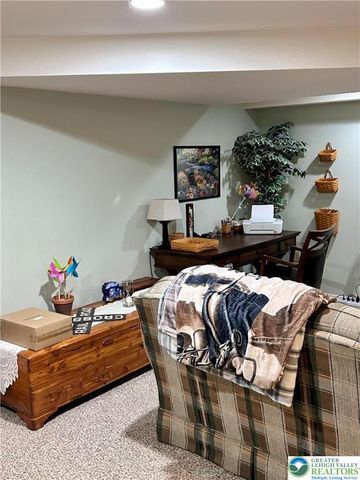 8051 Heritage Drive, Lower Macungie Twp, PA 18011