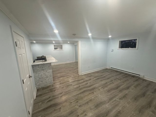 22 Draper Rd A, Framingham, MA 01702