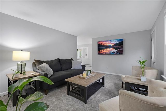 27 Avery Road, Pocasset, MA 02559