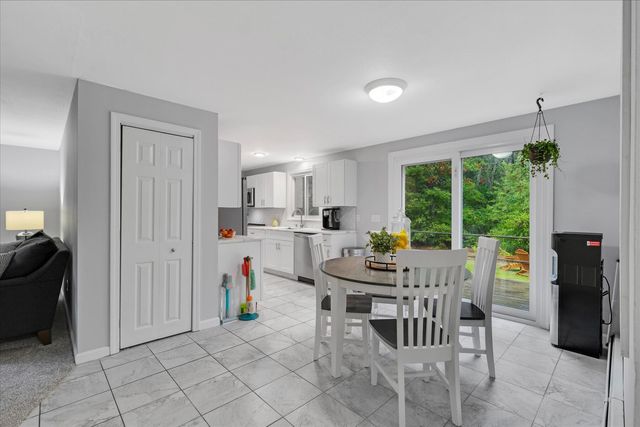 27 Avery Road, Pocasset, MA 02559