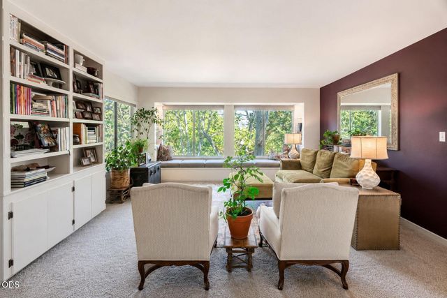 775 Oak Knoll Drive, Ashland, OR 97520