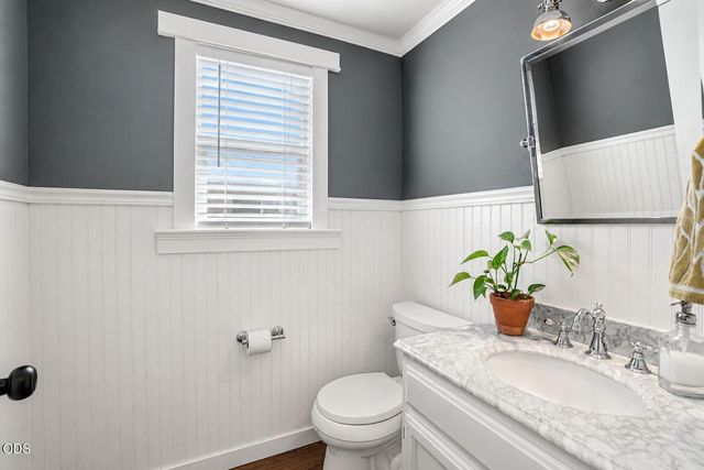 775 Oak Knoll Drive, Ashland, OR 97520