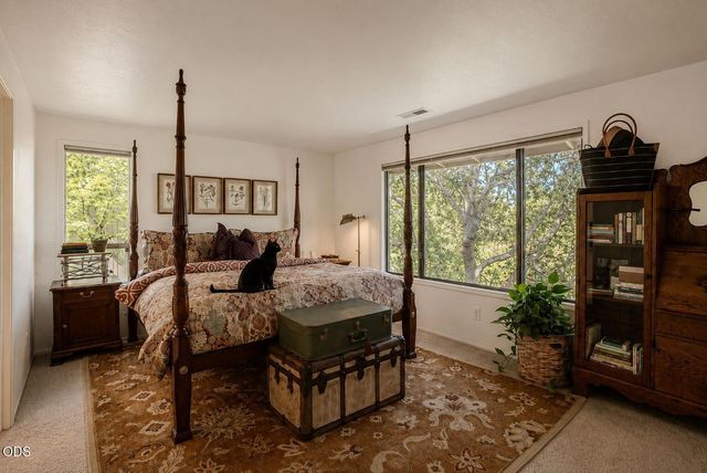 775 Oak Knoll Drive, Ashland, OR 97520