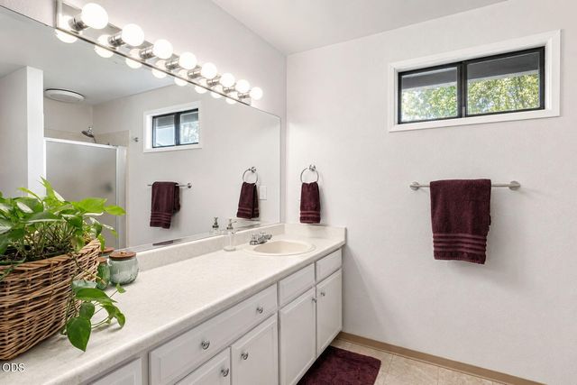 775 Oak Knoll Drive, Ashland, OR 97520