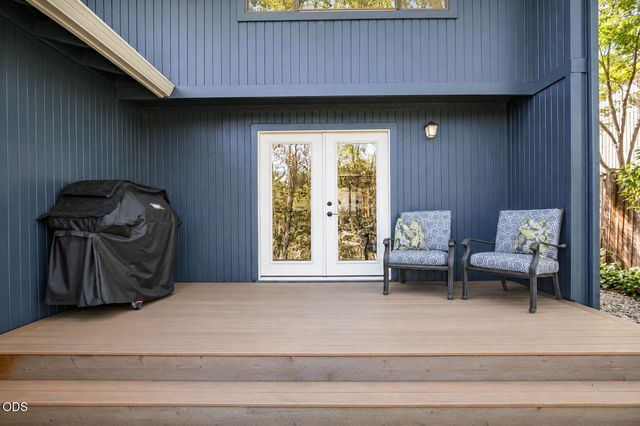 775 Oak Knoll Drive, Ashland, OR 97520