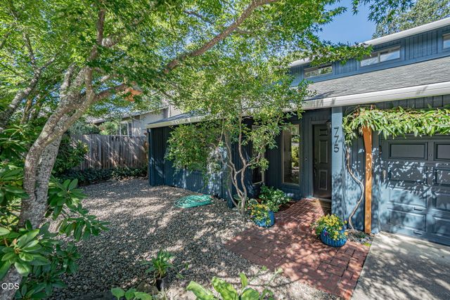 775 Oak Knoll Drive, Ashland, OR 97520