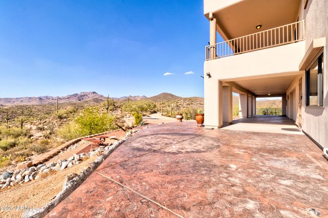 3246 N SILVER TIP Trail, Queen Valley, AZ 85118