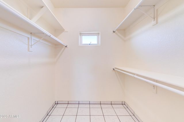 3246 N SILVER TIP Trail, Queen Valley, AZ 85118