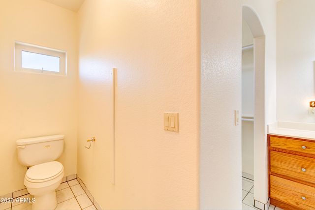 3246 N SILVER TIP Trail, Queen Valley, AZ 85118