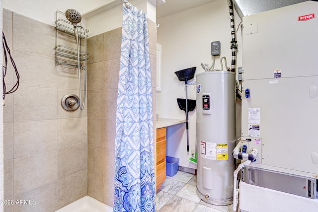 3246 N SILVER TIP Trail, Queen Valley, AZ 85118